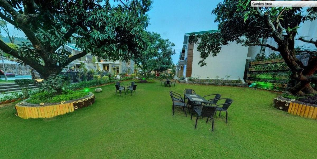 Corbett Fun Resort Rāmnagar Exterior photo